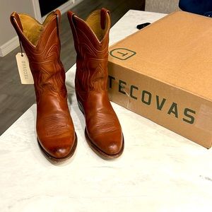 Tecova boots